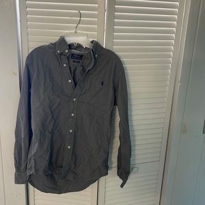 All items will be wash before shipping out. Worn 2 times